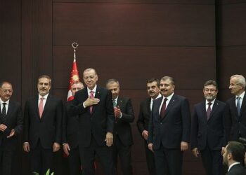Cumhurbaşkanlığı Kabinesi’nin yeni bakanlarından teşekkür mesajları