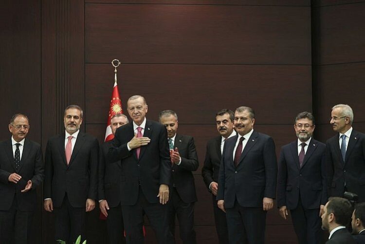 Cumhurbaskanligi Kabinesinin yeni bakanlarindan tesekkur mesajlari habermeydan