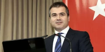 AKP’li Eski bakan Suat Kılıç istifa etti