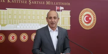 CHP’li Öztunç’tan Dışişleri Bakanı Fidan’a vize sorusu