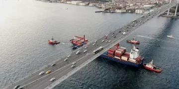 Uluslararası gemilerin boğazlardan geçişine yeni düzenleme