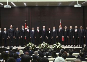 Yeni kabine listesi açıklandı! İşte isim isim yeni kabine!