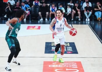 Anadolu Efes 85-68 Pınar Karşıyaka Anadolu Efes 85-68 Pınar Karşıyaka