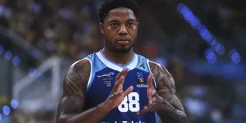 Anadolu Efes, Tyrique Jones’u kadrosuna kattı