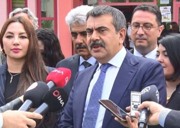 Bakan Tekin açıkladı: Öğretmenler Günü’nü 1 gün olmaktan çıkarıyoruz