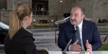 Bakan Varank, Kabine’de değişikliklerin olacağını duyurdu