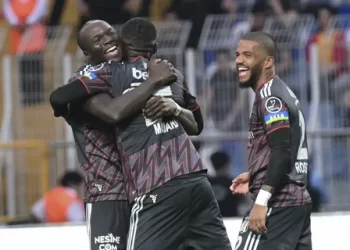 Beşiktaş, Kasımpaşa’yı rahat geçti