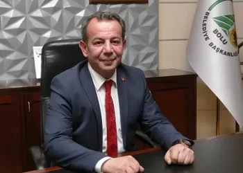 CHP'den İhracı istenen Tanju Özcan Bolu'dan Ankara'ya yürüyecek CHP’den İhracı istenen Tanju Özcan Bolu’dan Ankara’ya yürüyecek