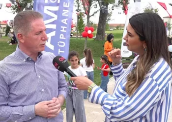 İstanbul Valisi Davut Gül, İstanbullulara dönüşüm çağrısı yapıyor