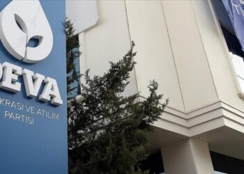 Sedat Kızılcıklı, DEVA Partisi’ndeki görevinden istifa etti