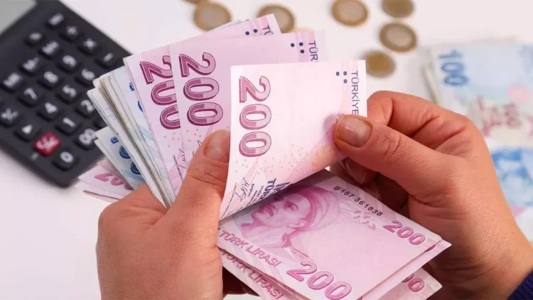 en dusuk memur maasi habermeydan