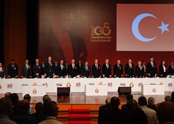 Galatasaray’da seçim süresi 2 yıla indirildi