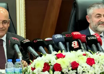 Mehmet Şimşek, Hazine ve Maliye Bakanlığı’nda göreve başladı: Devir teslim gerçekleşti