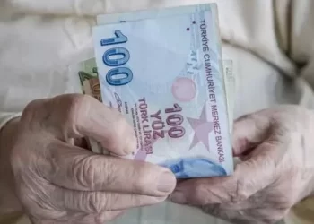Emeklilere bayram ikramiyesi ne kadar ve ne zaman ödenecek?