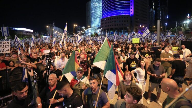 israil protesto habermeydan
