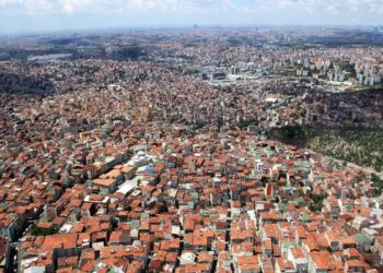 Japon deprem uzmanı İstanbul için deprem uyarısında bulunuyor