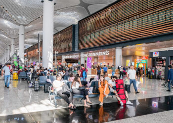 İstanbul Havalimanı, tüm zamanların yolcu rekorunu kırdı