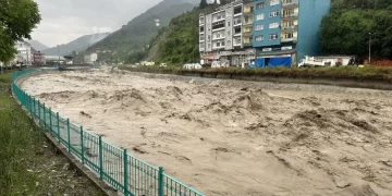 Kastamonu’da sel riski: İnebolu’daki okullar tatil edildi