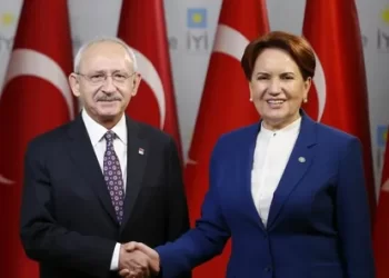 Kılıçdaroğlu, Akşener’i tebrik etti