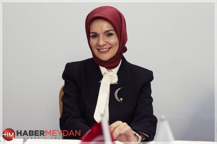 mahinur ozdemir 1