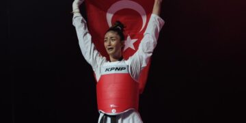 Milli tekvandocu Nafia Kuş, dünya şampiyonu oldu