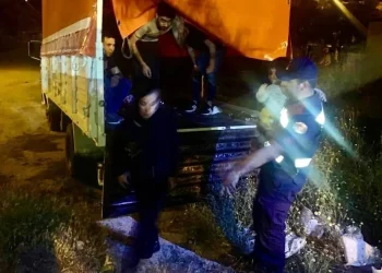 Muğla’da kamyon kasasından kaçak göçmenler çıktı: 41 kişi tespit edildi, 2 kişi gözaltına alındı!