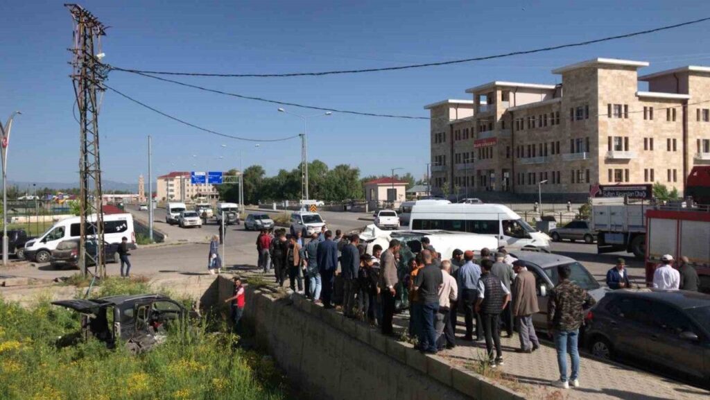 mus ta bulanik ta trafik kazasi 9 yarali habermeydan 1