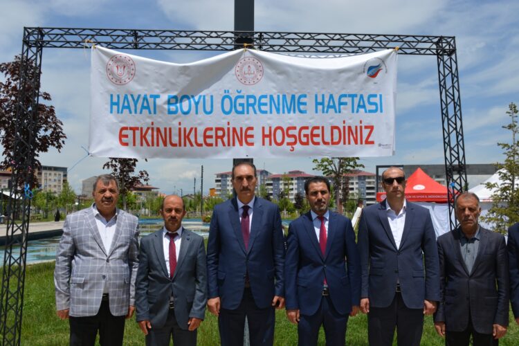 mus ta kadinlarin kurslarda yaptigi urunler sergilendi habermeydan
