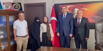 Muşlu öğrenci Zehra Şimşek, LGS sınavında 500 tam puan aldı