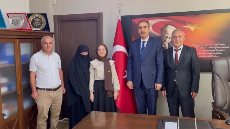 muslu ogrenci zehra simsek lgs sinavinda 500 tam puan aldi habermeydan
