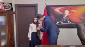 muslu ogrenci zehra simsek lgs sinavinda 500 tam puan aldi1 habermeydan