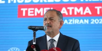 Bakan Özhaseki açıkladı: 1 yıl içinde 311 bin konut yapılacak