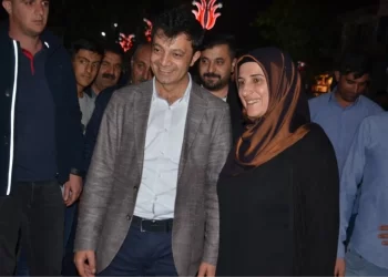 Patnos Belediye Eş Başkanları tutuklandı