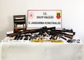 Sinop merkezli silah kaçakçılığı operasyonu: 17 gözaltı