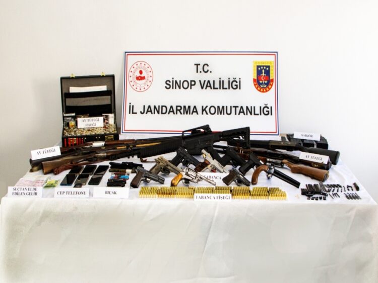 sinop merkezli silah kacakciligi operasyonu habermeydan