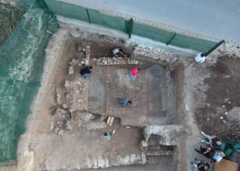 Sinop’ta Helenistik döneme ait çakıl taşı mozaikleri bulundu