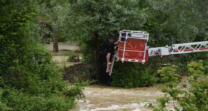 sinop taki selde 5 saat mahsur kaldi habermeydan