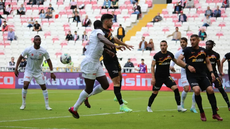 sivasspor kayserispor ile 1 1 berabere kaldi habermeydan