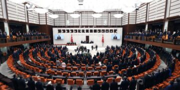 TBMM Başkanlık Divanı ve komisyon üyeleri atanacak
