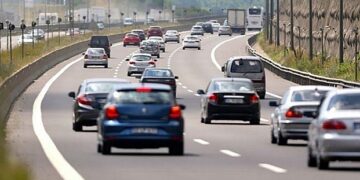 Bayram tatili nedeniyle Anadolu Otoyolu’nda trafik yoğunluğu: Ankara istikameti kalabalık, İstanbul istikameti ise sakin