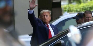 Trump, serbest bırakılarak tutuksuz yargılanma imkanı kazandı