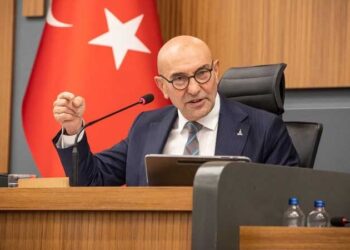 İzmir Büyükşehir Belediye Başkanı Tunç Soyer, değişimle ilgili bir açıklama yaptı