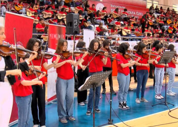 Vali Gül, gençlerle buluştu