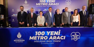 İmamoğlu, 100 adet yeni metro aracının tedarik imza törenine katıldı