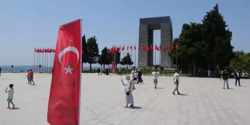 Çanakkale Şehitler Abidesi’nde, 15 Temmuz şehitleri anıldı