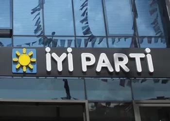 İYİ Partili vekil: AKP ve MHP’yi desteklemeliyiz