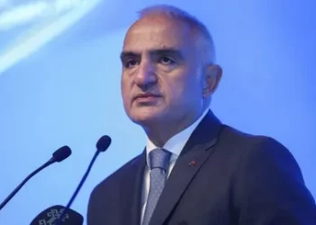 Bakan Ersoy turizm verilerini paylaştı!