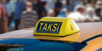 Buğra Gökce: 1803 tane özel nitelikli taksi yaz aylarının sonunda İstanbul trafiğinde olacak