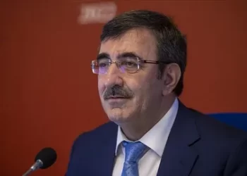 Cumhurbaşkanı Yardımcısı Cevdet Yılmaz’dan Ercan Havalimanı açıklaması