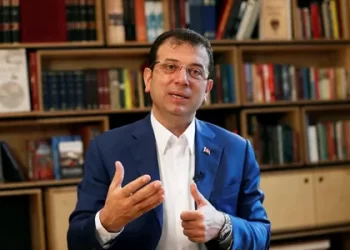 İmamoğlu’nun ‘değişim’ sloganıyla kurduğu internet sitesi yayına girdi